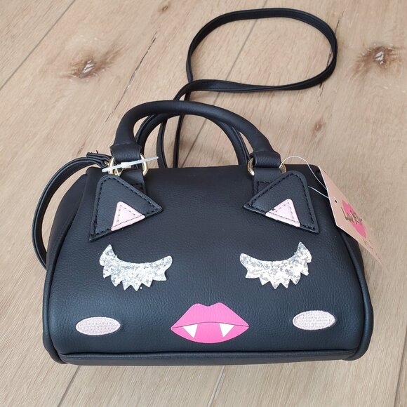 Luv BETSEY JOHNSON Halloween Black Vampire Cat Barrel Bag Crossbody Glitter Lash - Picture 1 of 11